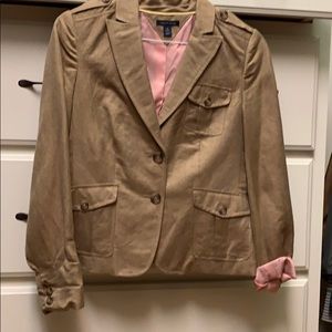 Tommy Hilfiger tan blazer.